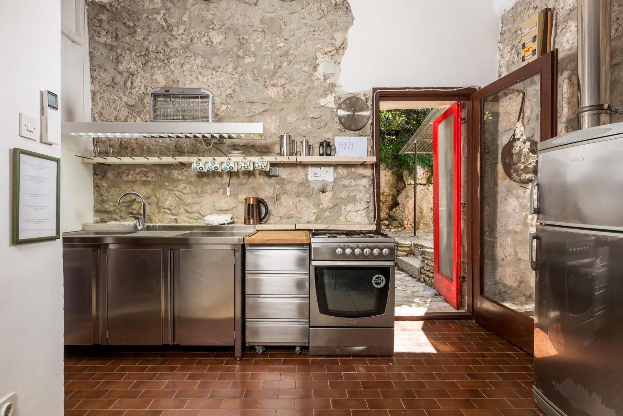 Holiday House Cave Romana Pula Exterior foto